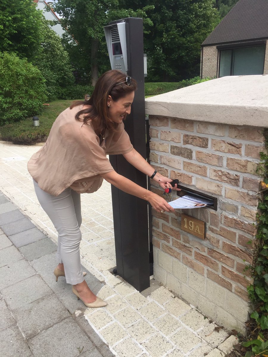 Laporte_Caro's tweet photo. Fin de campagne officielle ce soir: merci à tous pour votre engagement et mobilisation sur le terrain ! https://t.co/zMKEtXJlgW #ExtCirco04 https://t.co/5Yu5VwAade