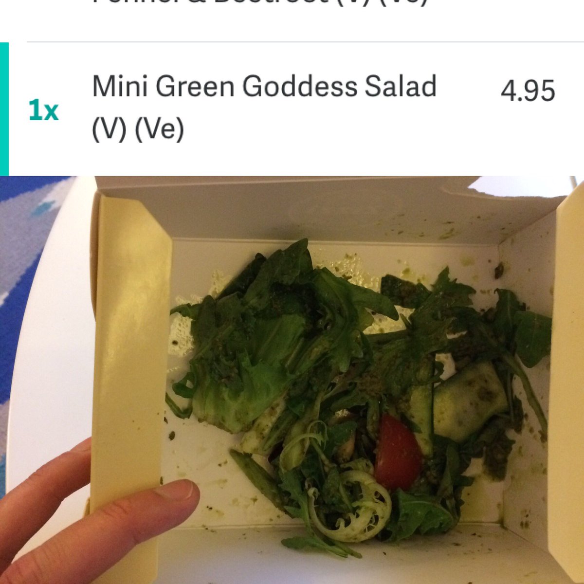 alexandersenoj's tweet photo. @WeAreZizzi @Deliveroo not sure one sliver of a cucumber and one sixth of a cherry tomato is worth a fiver... https://t.co/wYakpvgUZX