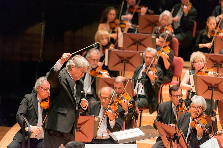 aletop31's tweet photo. #Tonight #ClassicalNight22 #OrquestaSinfónicaNacional #TemporadadeConciertos2017 #FranciscoRettig #MarceloBalat #ThomasBloch #CCKirchner https://t.co/Ps6oFgeZ5a