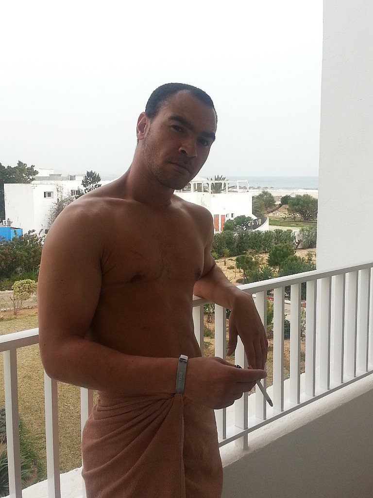 EscortchapsUK's tweet photo. In London? Looking for company Mr Jones will satisfy every need #escorts #companion #gayescorts #london #gaylondon #cortesan #sexuk #London https://t.co/8N1288Cl4P