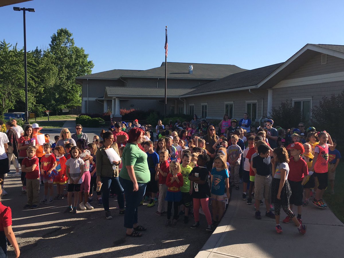 ICES_Ravens's tweet photo. #fieldday #superhero #ICESRavens https://t.co/MaA1MqQk8v
