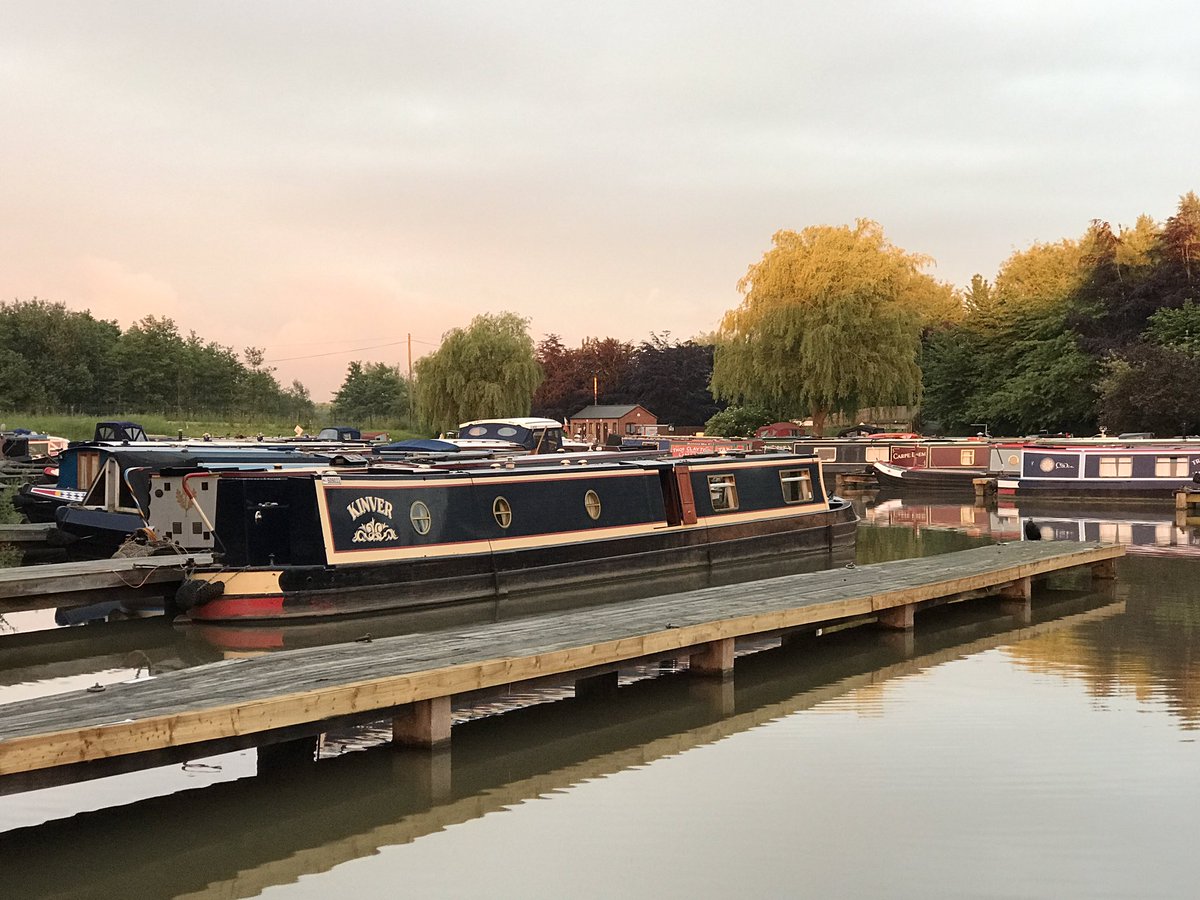 NBKinver's tweet photo. Kinver moored up ready for the next set of owners to enjoy her. It's been a great 3 week trip! See you all again in October! Richard &amp; Emily https://t.co/ChEklQloPq