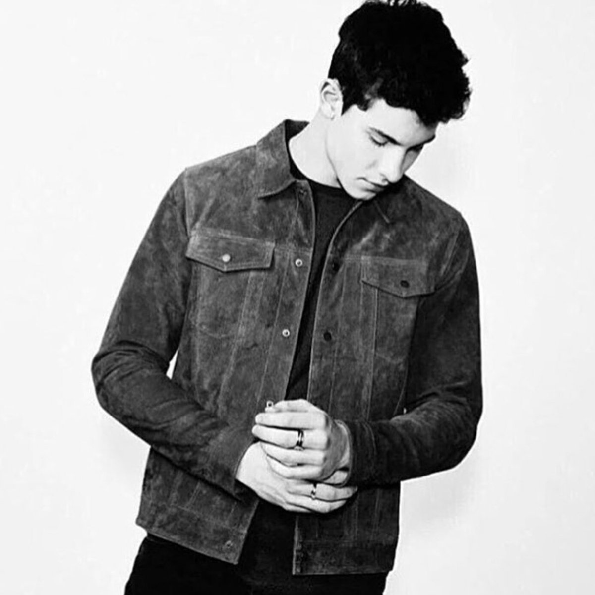 ShawnRpgMendes's tweet photo. #NewProfilePic https://t.co/NFP9XE1qVK