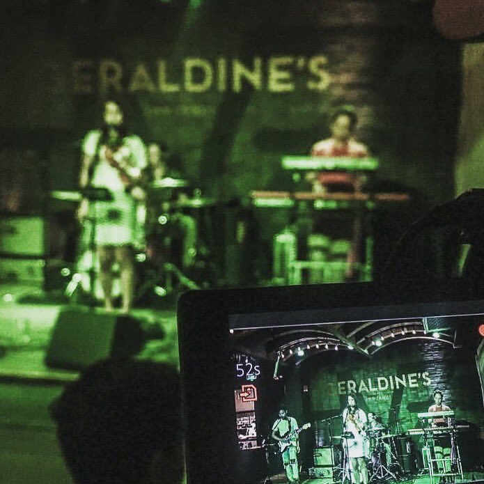 BMUSEDImaging's tweet photo. Join us @GeraldinesAustn tonight w/ @LoveThoseNights on at 10.30pm CDT. Or you can watch as we'll be #LiveStreaming 👉https://t.co/8dfIXYu6r8 https://t.co/uLqJzpWPSm