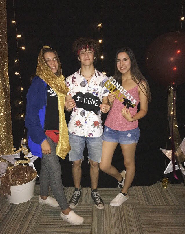 torieulalia's tweet photo. Project grad was the bomb, I love my friends so much 💕 (peep my cute roommate in the center pic) https://t.co/WsaYmJHIM5