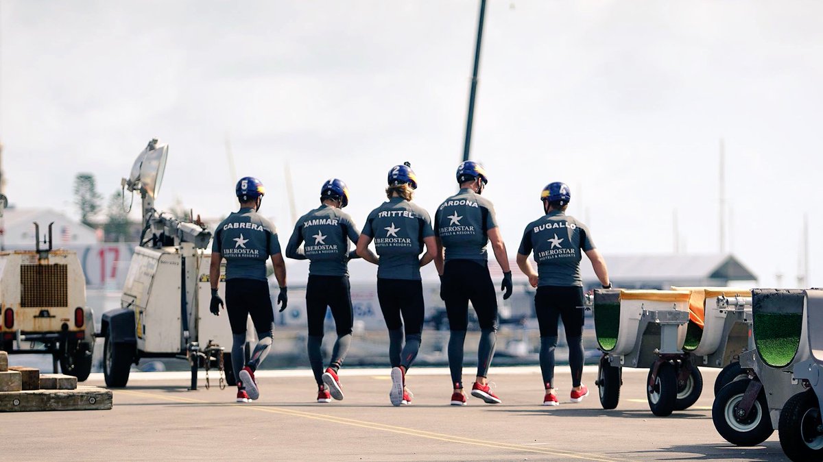 spanishimpulse's tweet photo. Unidos para un mismo objetivo #vamosgallos @RBYAC @americascup @IBEROSTAR @CNCambrils @RoosterSpain @JomaSport @LiP_Sunglasses  @MarcaEspana https://t.co/RLRtNbB16S