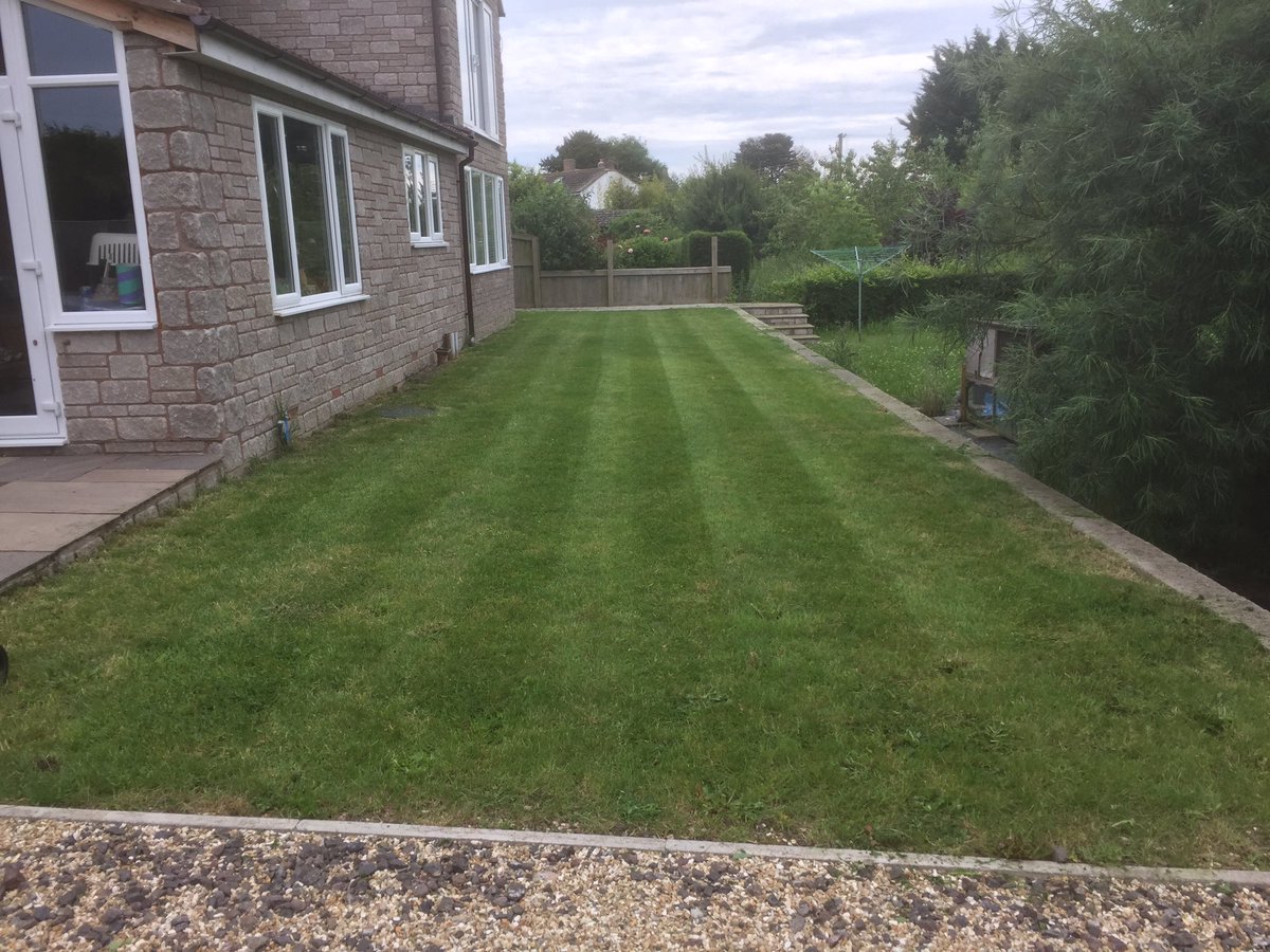 weedsgm's tweet photo. Nice even more grasscutting!! https://t.co/R7okmmBXW6