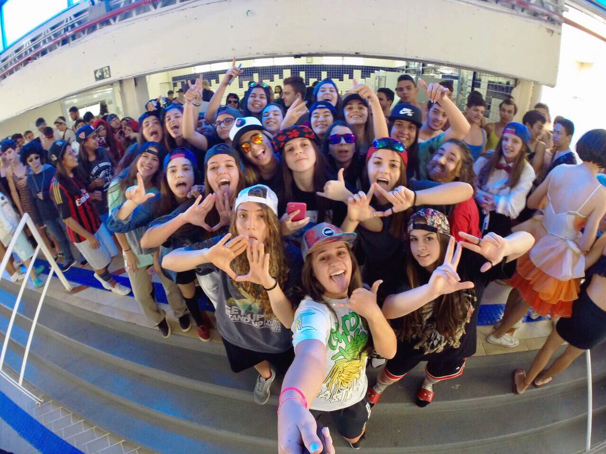 giucapoleto's tweet photo. olha esse terceirooo... #157xxt 💥♥️ https://t.co/8QQ79fICA8