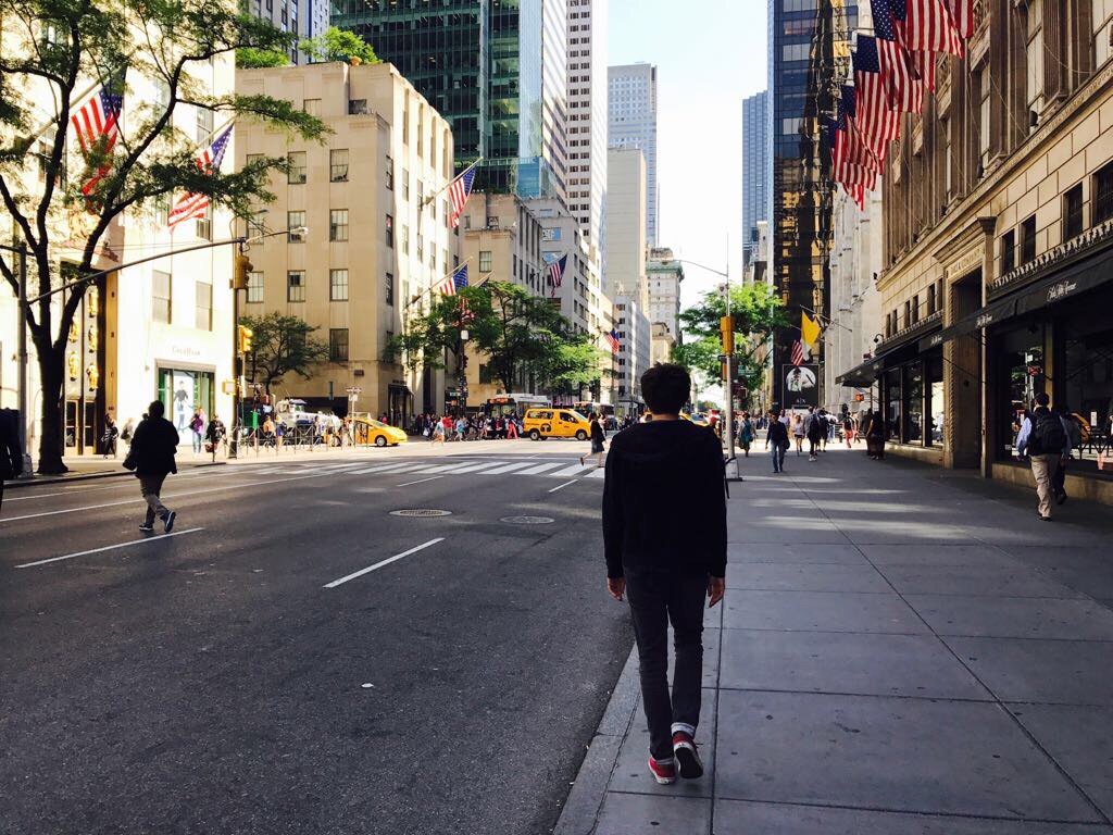 zhirafik's tweet photo. NYC 😍 https://t.co/0B9DwT6ic9