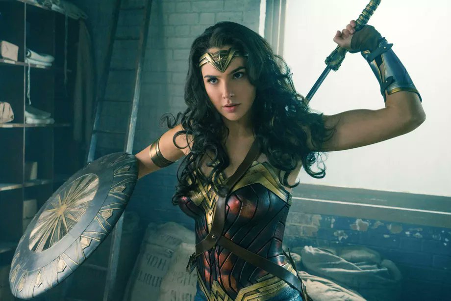 Coming up on the @MeehanCarolAnne show. We review @WonderWomanFilm with @cfl_fan #movies https://t.co/8DkKc9Tk1c