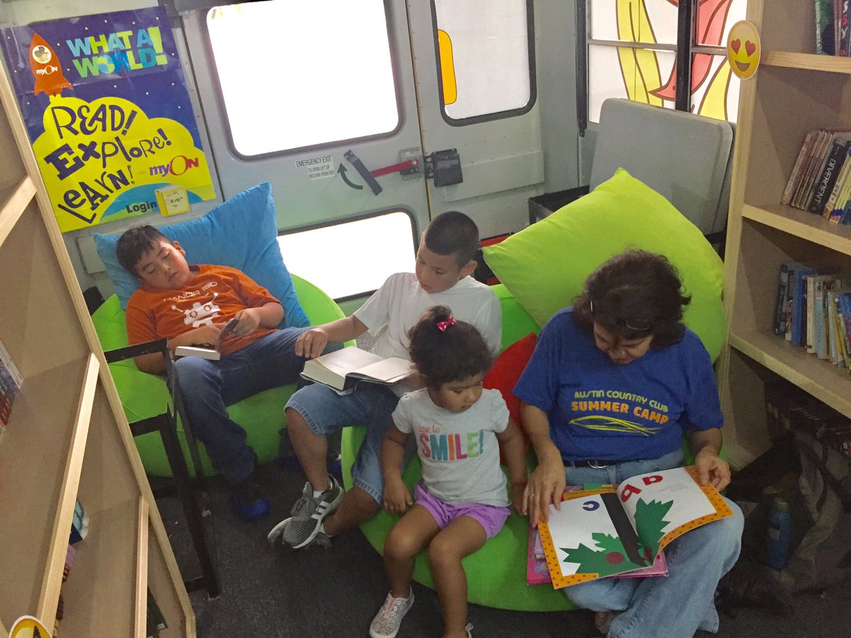 jcostilla's tweet image. Reading for all. It&apos;s great to be a part of a literacy movement. Literally. #ReadingOnTheGo @myONreader @ManorISD