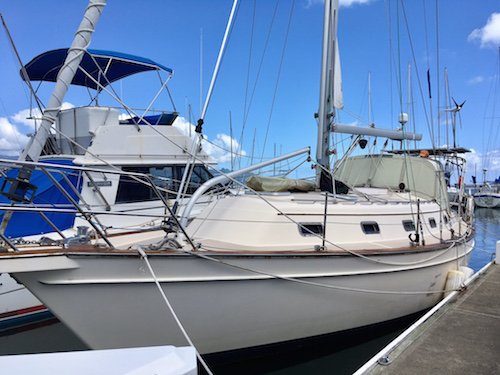 2001 Island Packet 380 Sloop
justsailboats.com/sailboats/deta…
#sailing #yachting #Honolulu #boat