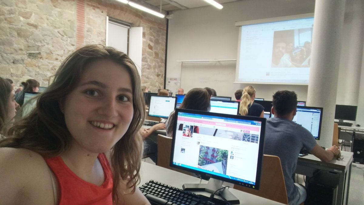 Teresaoli5's tweet image. #mktdupf17 #COmmunity the king, #COntent the queen