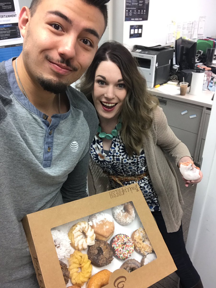DevonDenavaatt's tweet photo. The Amazing @Amanda_K_Romero brought the team donuts #nationaldonutday #rmrdonuts https://t.co/dGIfl8A4dq
