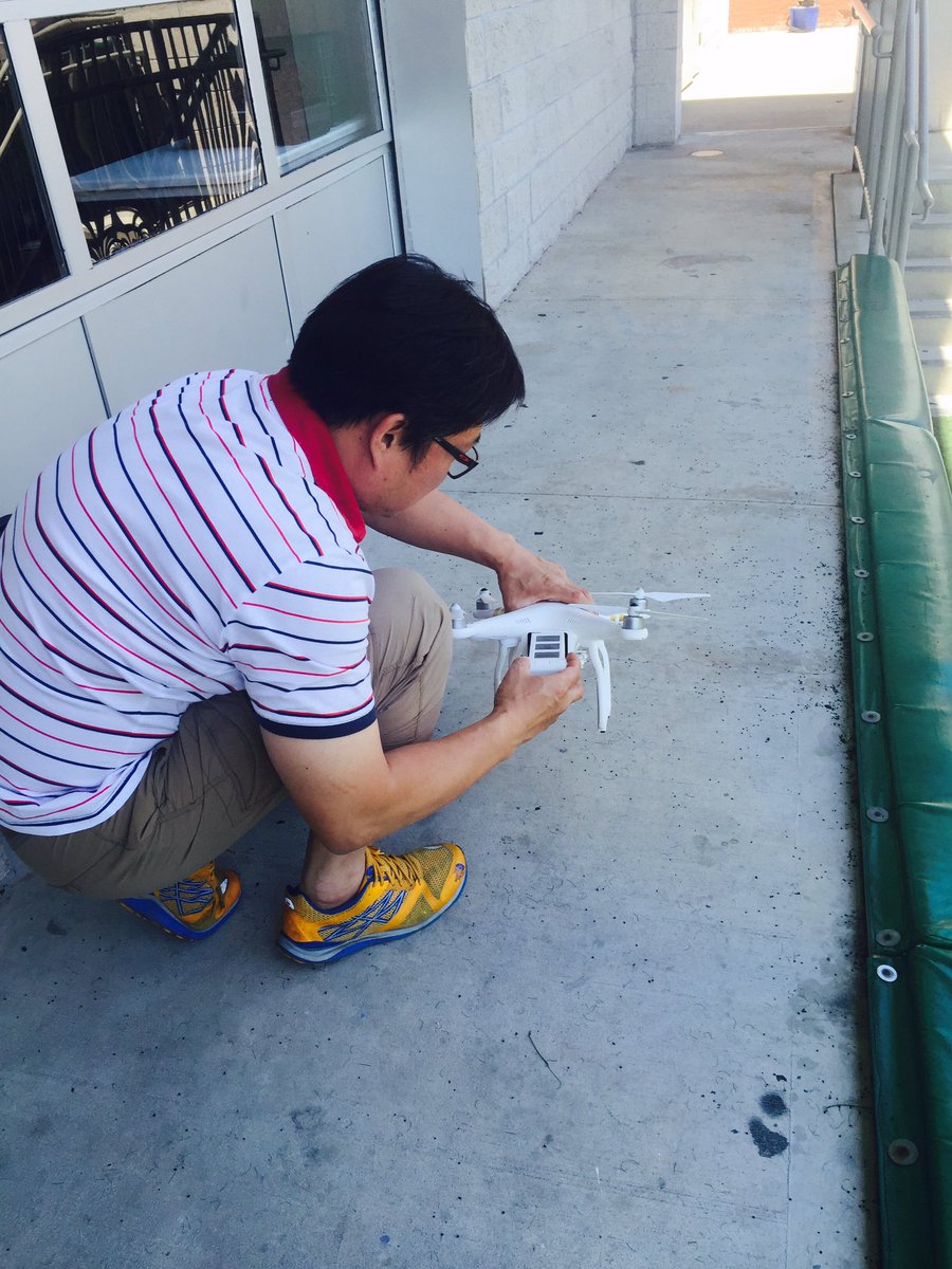 Reporter <a href="/KBSWorldTV/">KBS WORLD TV</a> setting up a drone to view rooftop garden <a href="/philipsednj/">Philip's Education</a> and  our edible garden in the middle of Newark <a href="/EcoSpacesEd/">ecospaces education</a>