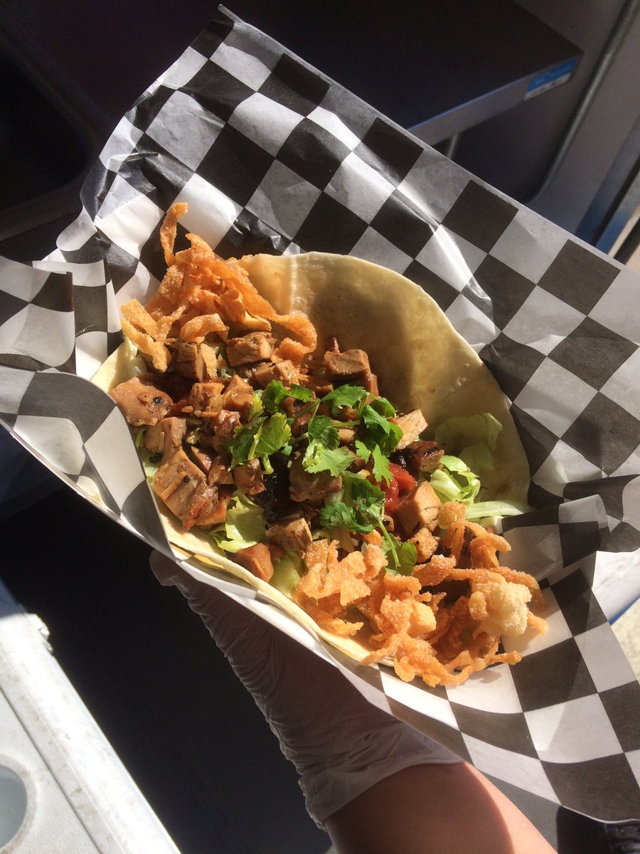 RollingAsianDel's tweet photo. @VintageIndiana June 3rd, noon to 6 @RollingAsianDel will bring in our signature SUNNY Special Wrap, Crab Rangoon, Meal Combos, and more! https://t.co/XG0ewc9wLq