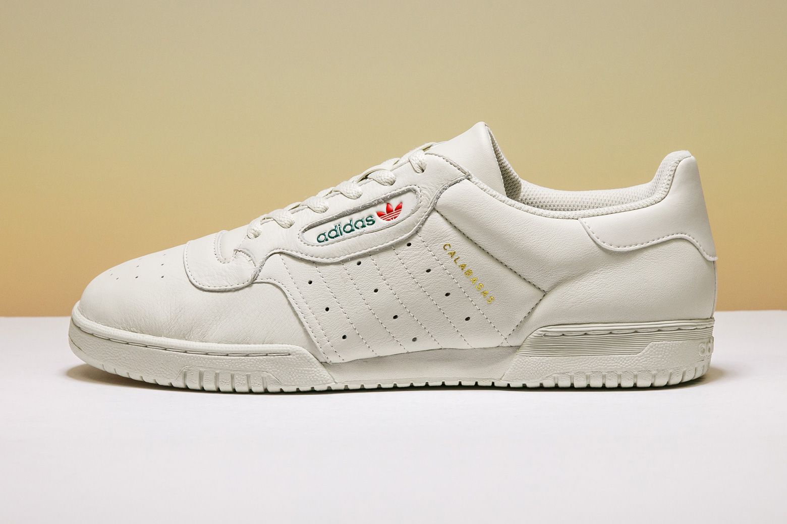 Honorable Nutrición Pío Stadium Goods on Twitter: "The adidas Yeezy Powerphase "Calabasas" brings  the vintage Powerphase model into a new age. https://t.co/Bv3WWuvC0j  https://t.co/3BGuca4nm7" / Twitter