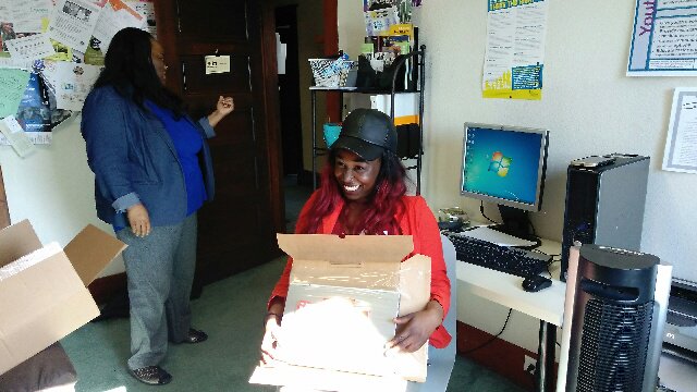 ImpactNW's tweet photo. We partnered w/ @ComcastOrSWWa to bring #InternetEssentials to clients transferring out of Foster Care &amp; into college! RT to thank Comcast! https://t.co/YaEpAk9W19