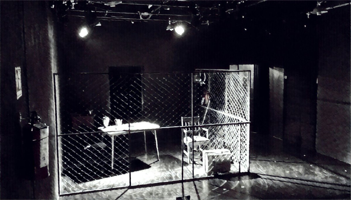 lacriateatro's tweet photo. Gracias a todos que el día de ayer hicieron posible un TEATRO LLENO!! Los esperamos todos los #JUEVES de #JUNIO en @LaCasadelTeatro 20:30hrs https://t.co/yf1Sip4Ib0