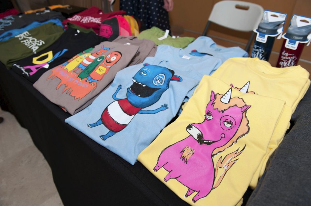 DMArtsFestival's tweet photo. Our 2017 merchandise is for sale online! Make sure to get yours today so you can show up in style! #DMAF20

https://t.co/NnEDil8U5L https://t.co/3q2JNZW8o8