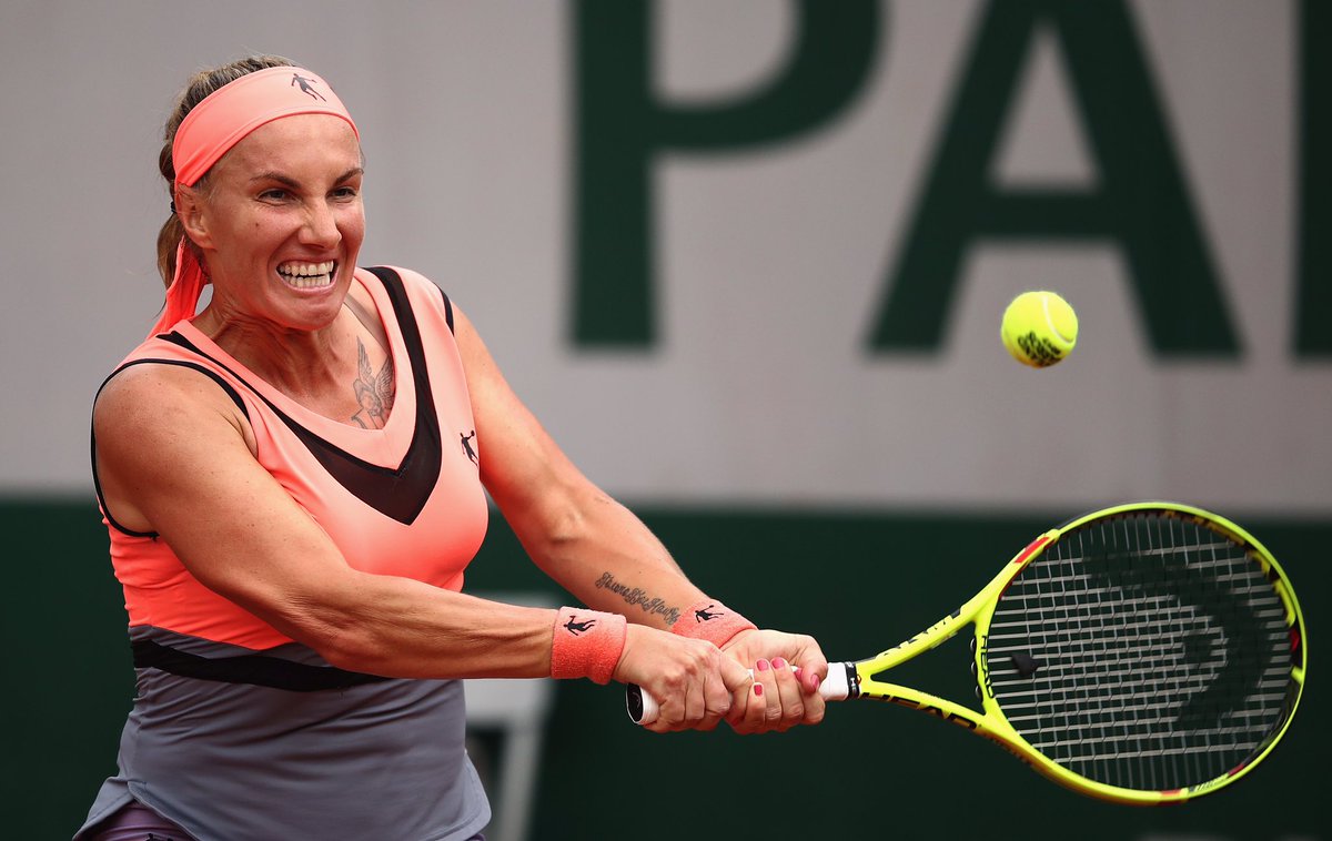 SVETLANA KUZNETSOVA 2 - Página 37 DBVUheaVYAAJHmE