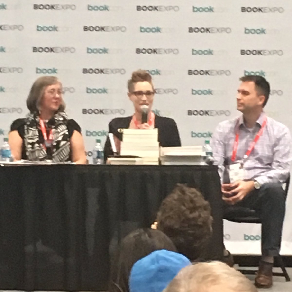 Librarian queen @bookavore recommends Basic Witches by @jayasax & @j_zimms at #bookexpo2017.