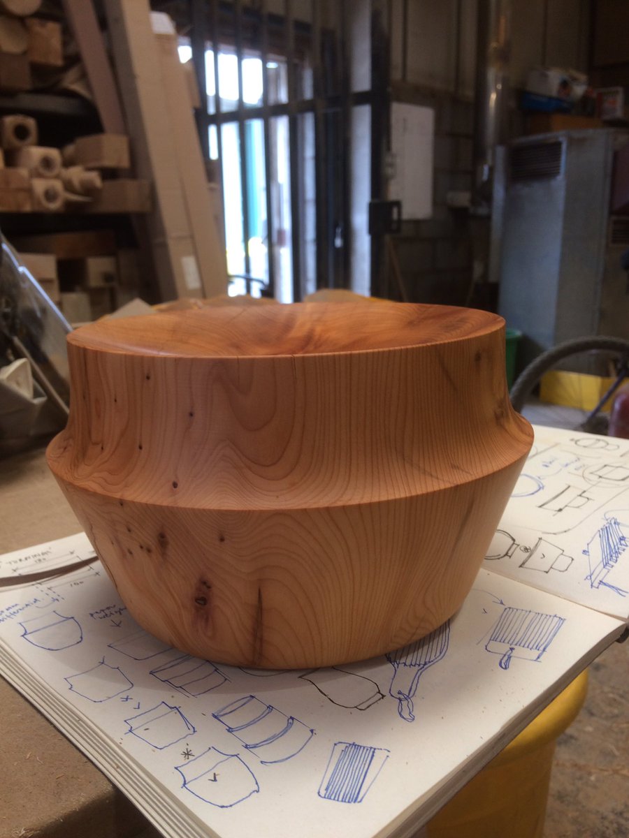 simon_hara's tweet photo. Yew turnings @matthewgalvin looking good! #woodturning #craftsmanship #bespoke #timber #design https://t.co/0Q0xxlVWag https://t.co/ya3MeMAMKd