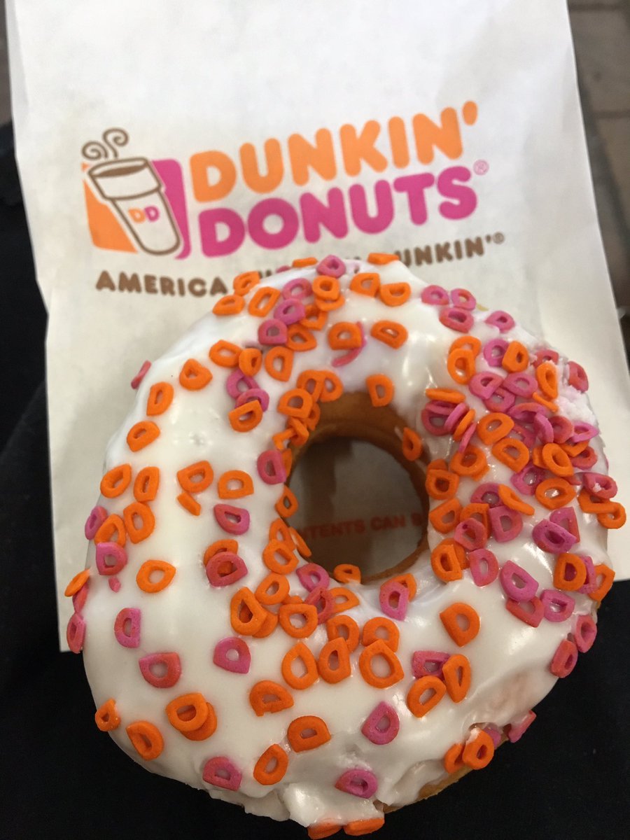 midnightfogs's tweet photo. happy #NationalDonutDay from the most adorable doughnut! 🍩 #iloveDD https://t.co/ZxfDZPLizO