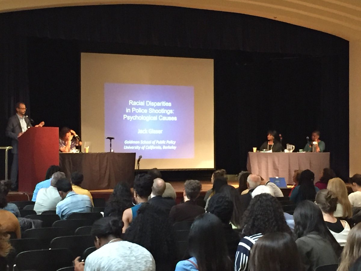 equaljustice's tweet photo. #ImplicitBias looms large in decisions to use lethal force ~ @JackGlaserPhD #MindScience2017 https://t.co/LM6eP7wqmy