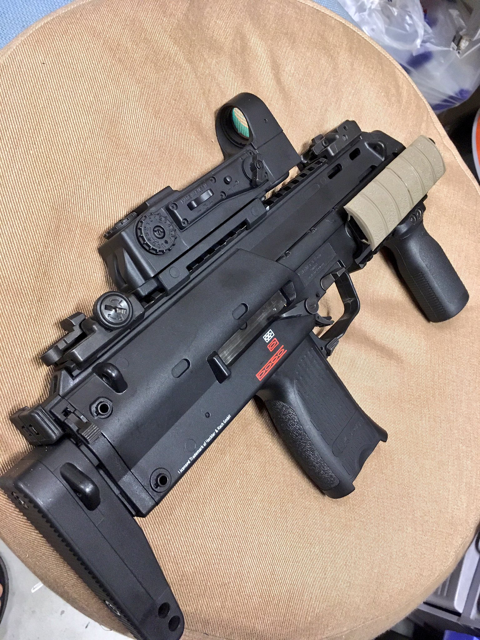 実物】ロシア コブラ ドットサイト ロシア Darksight okp-7 ドット