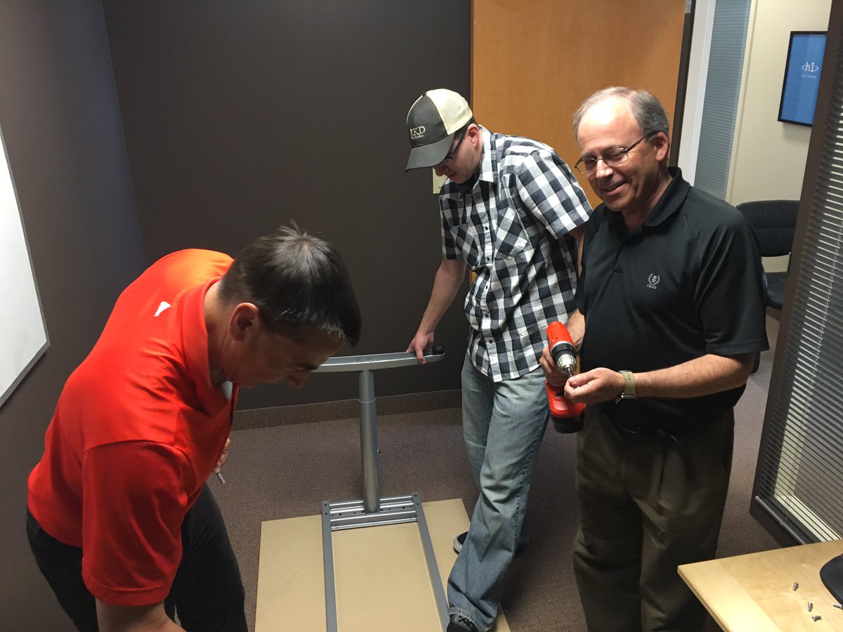 AgCouture's tweet photo. Making moves! The @RKDWebStudios guys helping me rearrange my office- thanks guys. #TGIF #rkd https://t.co/qvp4Bf7YZZ