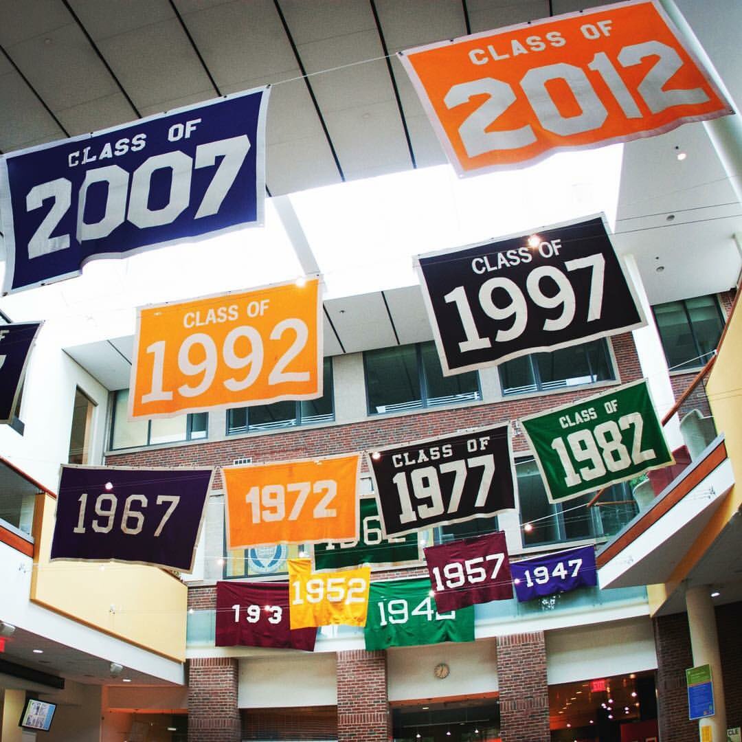 EmmanuelAlumni's tweet photo. Alumni Weekend 2017 has officially begun! #ECReunion #AlwaysASaint #EmmasForever https://t.co/x0g4cnMQps