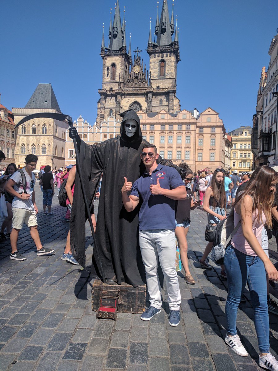 BrutusK_F4F's tweet photo. I looked into Death's eyes and she said: "where do you have these muscles, are you a soldier? 😱" #prague #Square #marinesecurityguard https://t.co/JdG35qAmwn