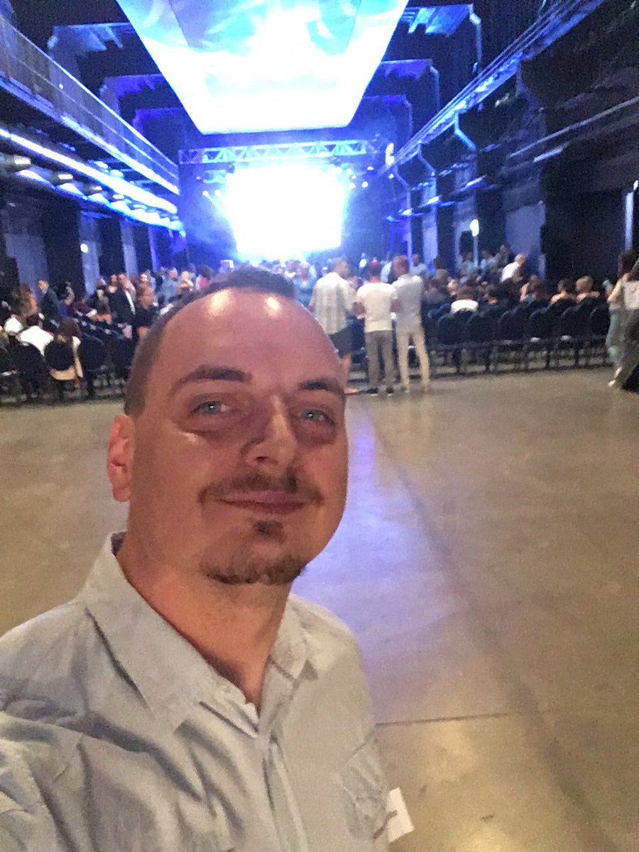 StefanPolgari's tweet photo. 4.miesto :) Co citatel, to jedna priecka 😂 #blogerroka https://t.co/Jb14UwP47H