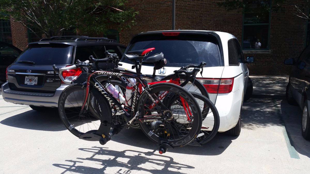 WheelMovement's tweet image. Fine folks from Knox County TN here for the USA Cycling Masters RNC eating @Fat_Mans_Cafe @augustasports #RoadNats #economicdevelopment