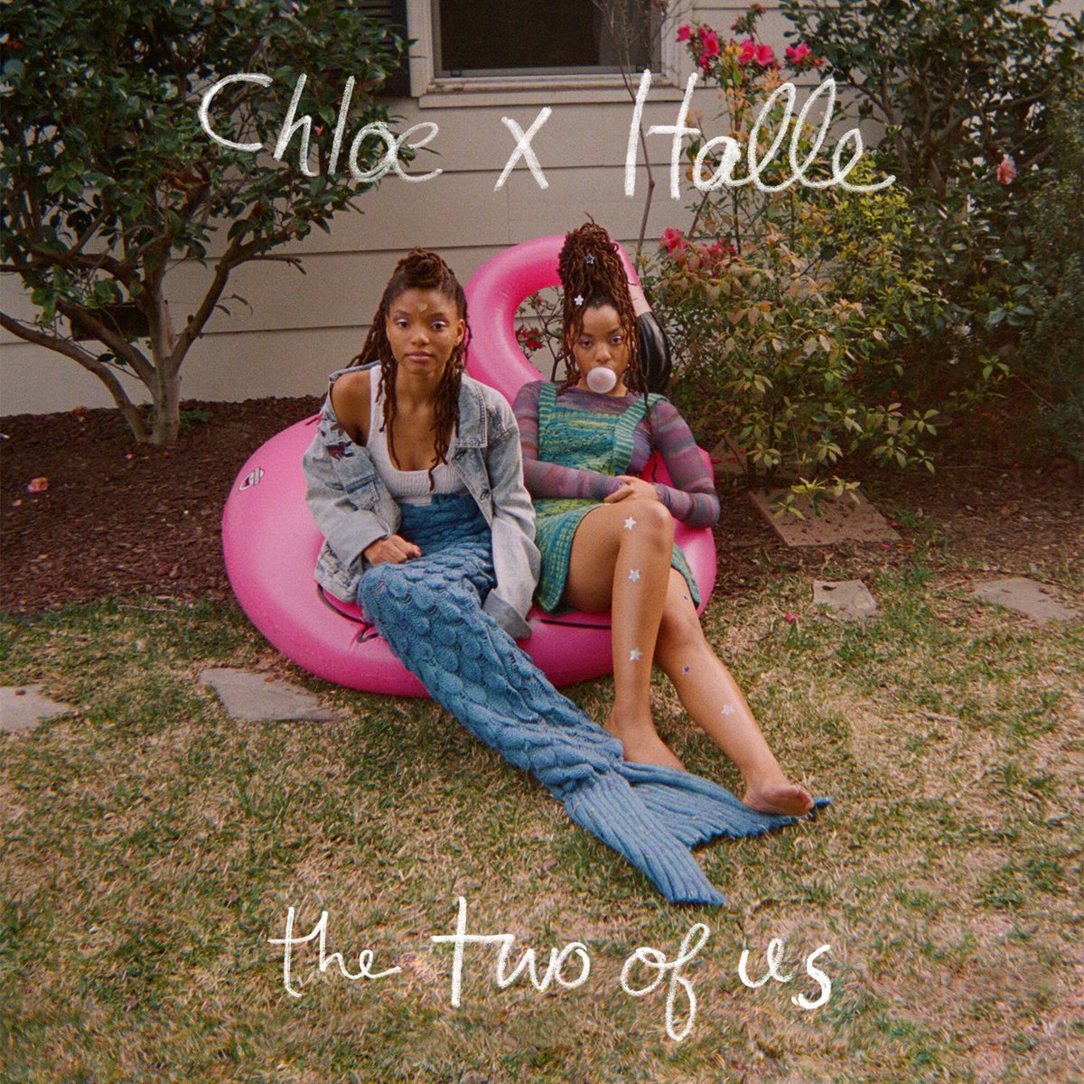 BeyLegion's tweet image. .@chloeandhalle's #2OfUs is now available everywhere!

Purchase: apple.co/2rNKIVD
Stream: apple.co/2sxZLif