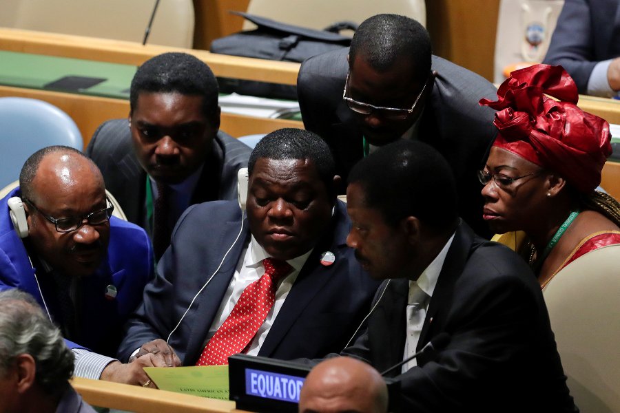 XHNews's tweet photo. Cote d'Ivoire, Equatorial Guinea, Kuwait, Poland, Peru elected to @UN #SecurityCouncil https://t.co/IexbUBeKxP https://t.co/BfWwnbzSm0