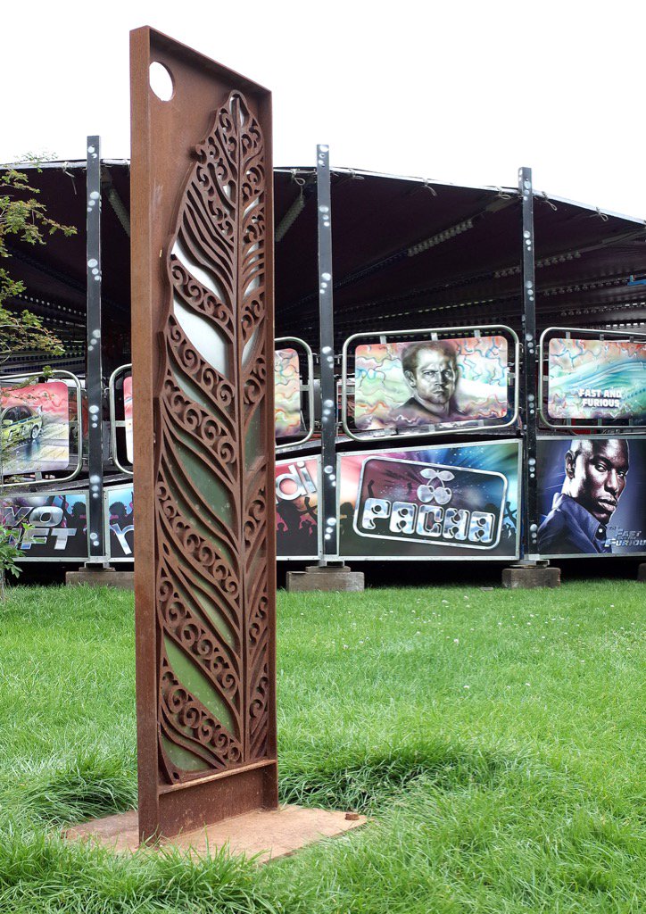 davidcmackie's tweet photo. "Feathers" for Chaddesden Park in Derby https://t.co/3AyfxvfRuK