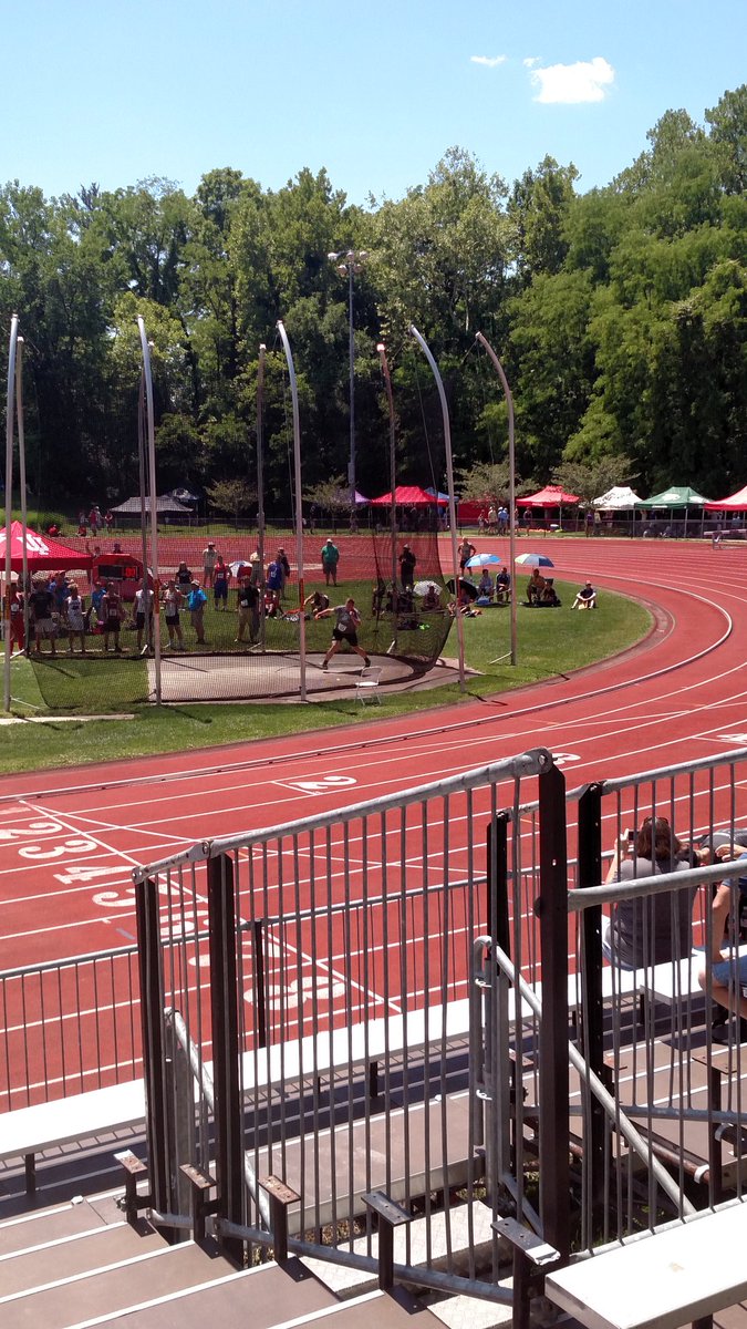 CoachWilcox07's tweet photo. Things are getting ready to start! @J_thomp55 @kager74 https://t.co/HvYloBJBEs
