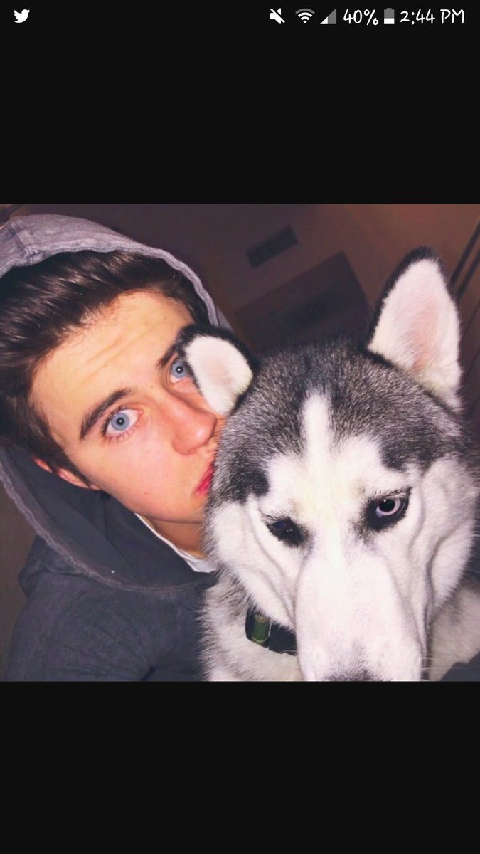 karesiakelly's tweet photo. @Nashgrier had the prettiest eyes ever.  I just wish I could talk to him❤ https://t.co/031TnH18OW