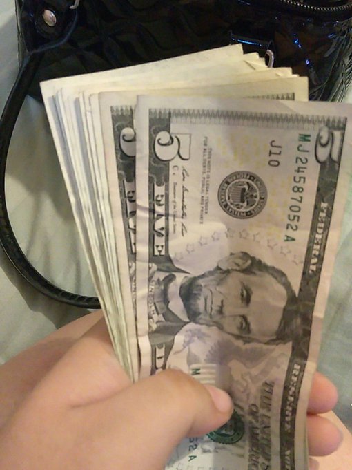 Ugh next time turn them in for $20s. $5s are disgusting just like your little cock.  @piggypiggy63 @rebelsubm<a href="/tag/bbw"class="tags"><span>#bbw</span></a><a href="/tag/onlyfanspromo"class="tags"><span>#onlyfanspromo</span></a>