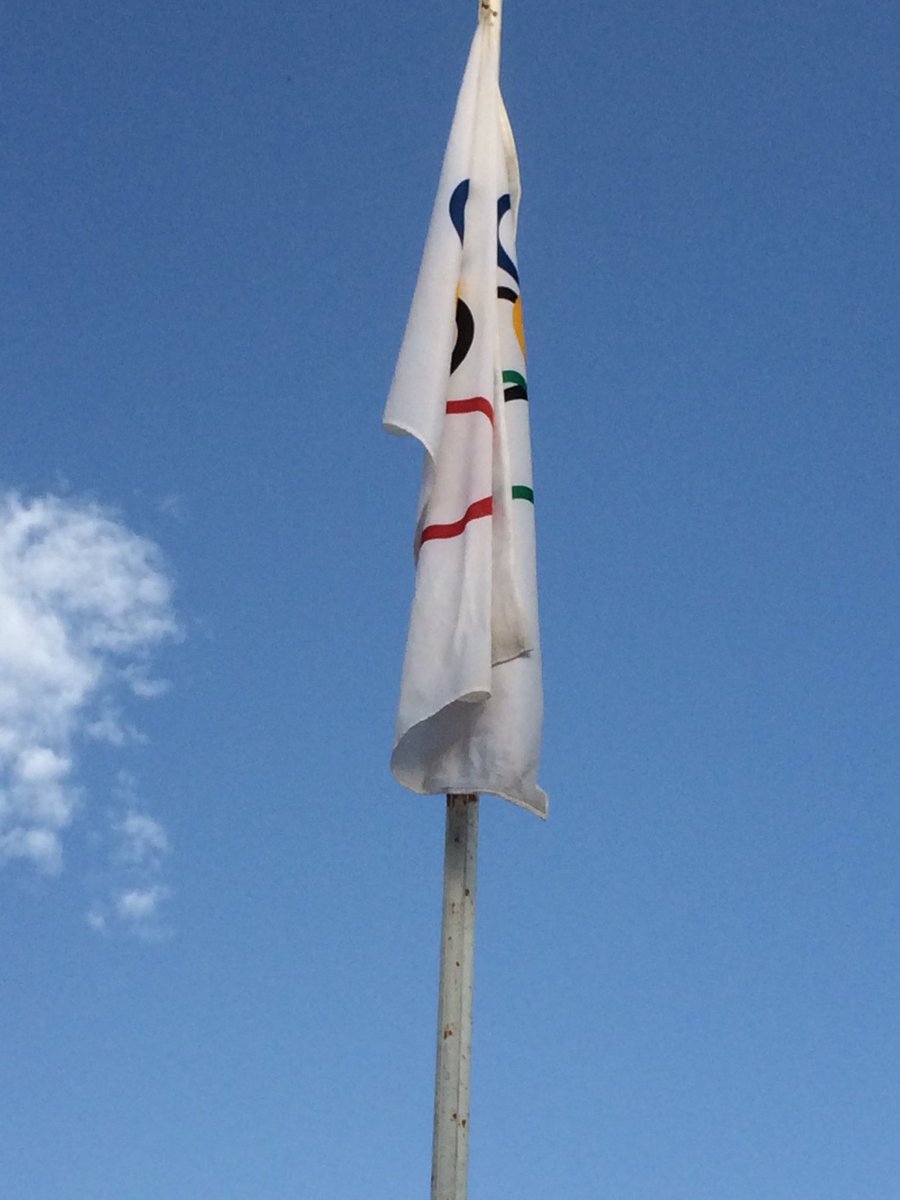 epsfernando's tweet photo. III Olimpiadas Betania. Ceremonia de Inauguración. Desfile de banderas, entrada de la Antorcha Olímpica y encendido del Pebetero Olímpico https://t.co/JM8yjrFn2s