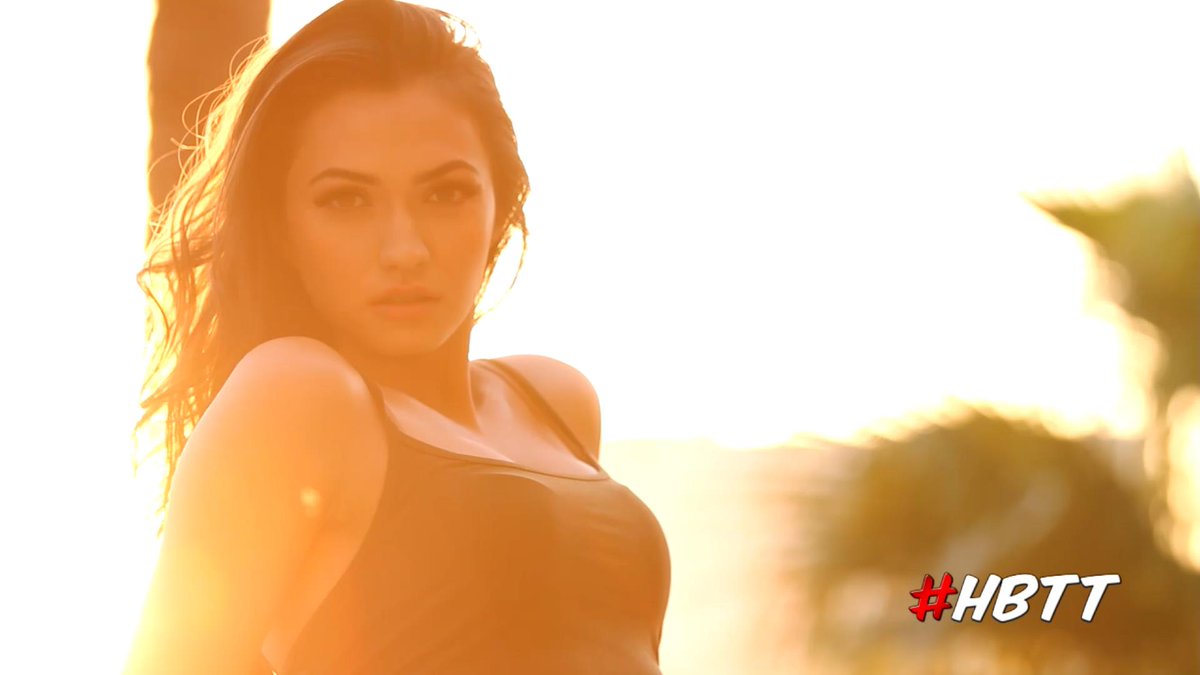 Just 1 frame from the hottest #LasVegasPoolParty video EVER!
#HustleBootyTempTats <a href="/EngelikaPadilla/">Engelika Padilla</a> @HardRockHotelLV x.com/HeymanHustle/s…