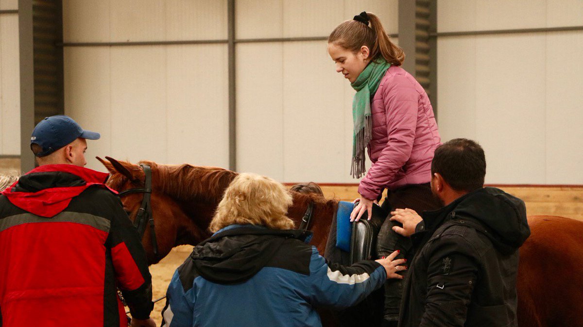 Support an alternative service of therapy through riding “Gallop Moldova” program for children with disabilities ipn.md/en/societate/8…