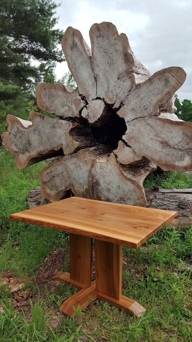 VTTreeGoods's tweet photo. #VTElm Pedestal #Table saying goodbye to the mother log before heading to its new home in Virginia! #woodworking #custom #furniture #elm https://t.co/oQfMLYwo1k