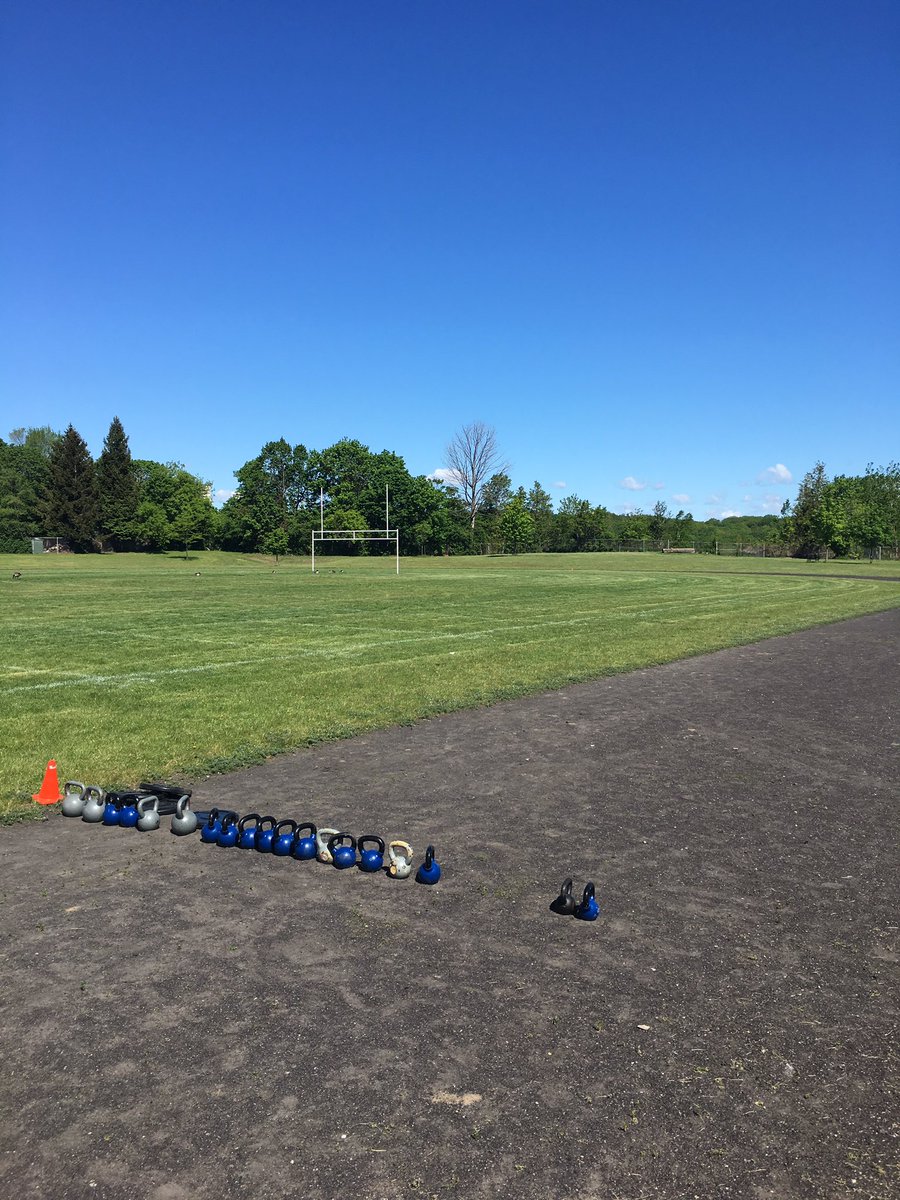 WHCIWarriors's tweet photo. We are halfway through the #WHCFG2017 The Merry Carry Go Round was the most challenging WOD yet. See you next week! @tdsb @HPE_TDSB https://t.co/DLpdBUUAA1