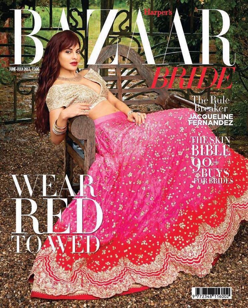 Asli_Jacqueline's tweet photo. Shot in the most beautiful English countryside for this one! @nupurmehta18 you made it work even in rain!! @shaanm… https://t.co/DXj7w9JMTy https://t.co/HmuLbXchCx
