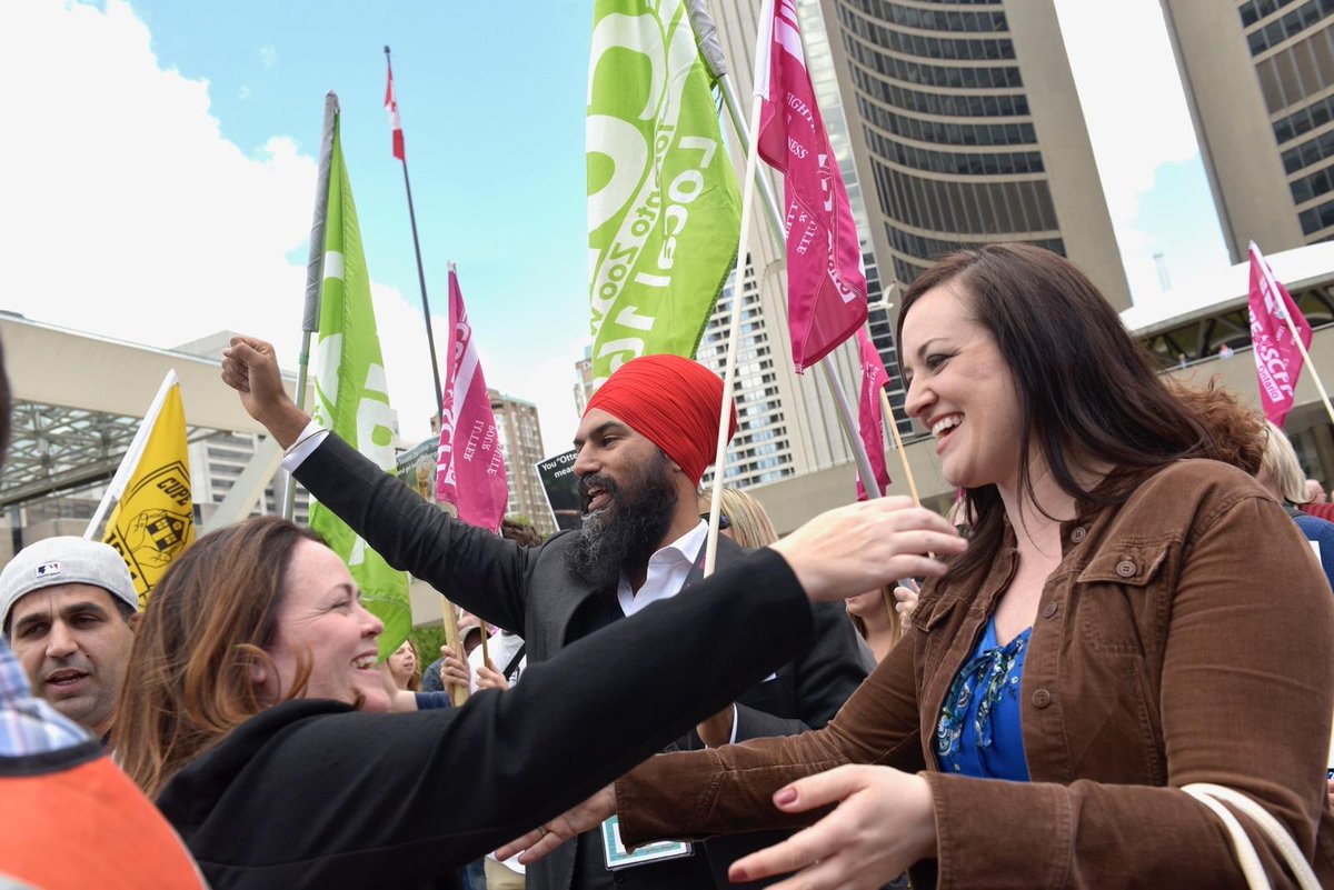 jennkfrench's tweet photo. Glad to stand in #solidarity with @cupe1600 #TorontoZoo workers who are standing up for the #nextgeneration. #CUPEON2017 #OurTorontoZoo https://t.co/ybO297ajHU