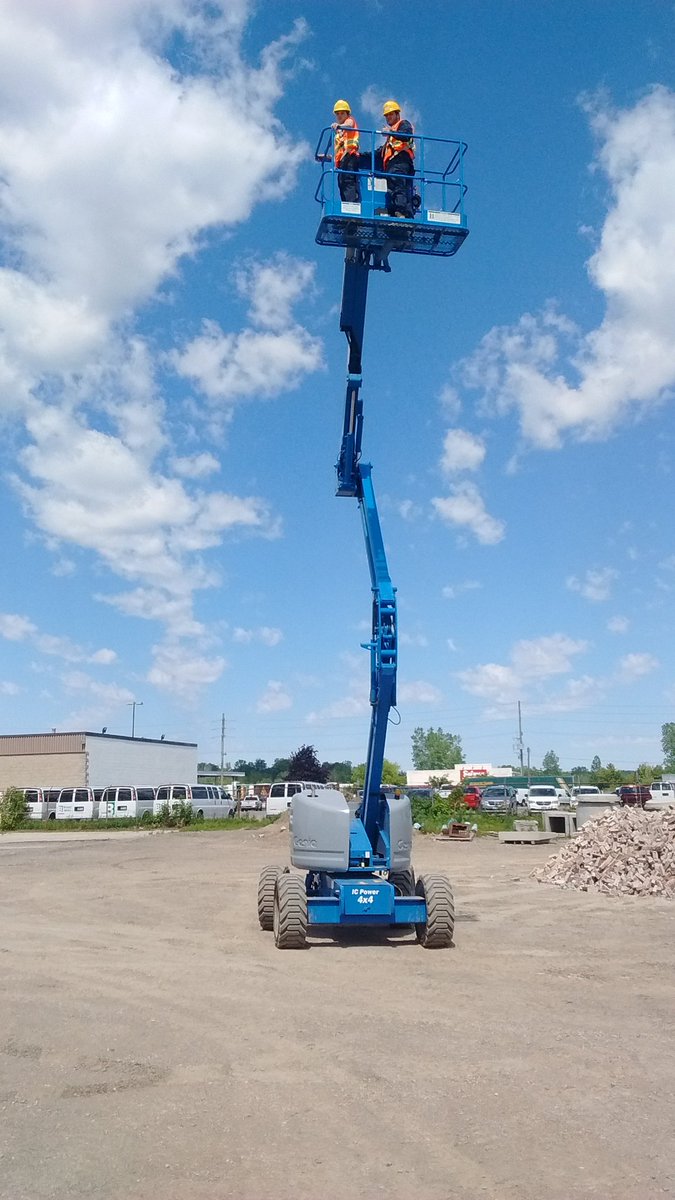 DonThody's tweet photo. More @MontcalmCougars Elev Lift Platform training https://t.co/jOdO75pVPy