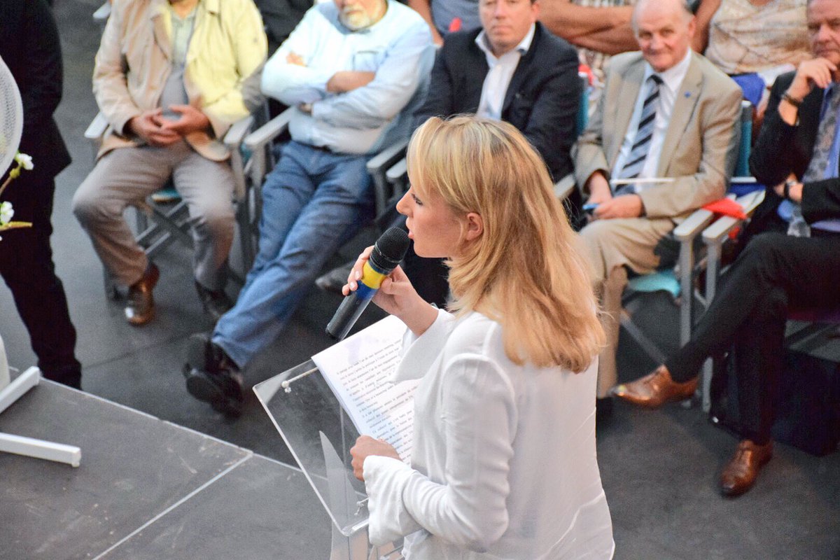 MarionMarechal's tweet photo. "Le Procureur d’Evry a nié le caractère raciste anti-Français d’une agression pour dit-il «  éviter la récupération »." https://t.co/lSwCf4Y1hL